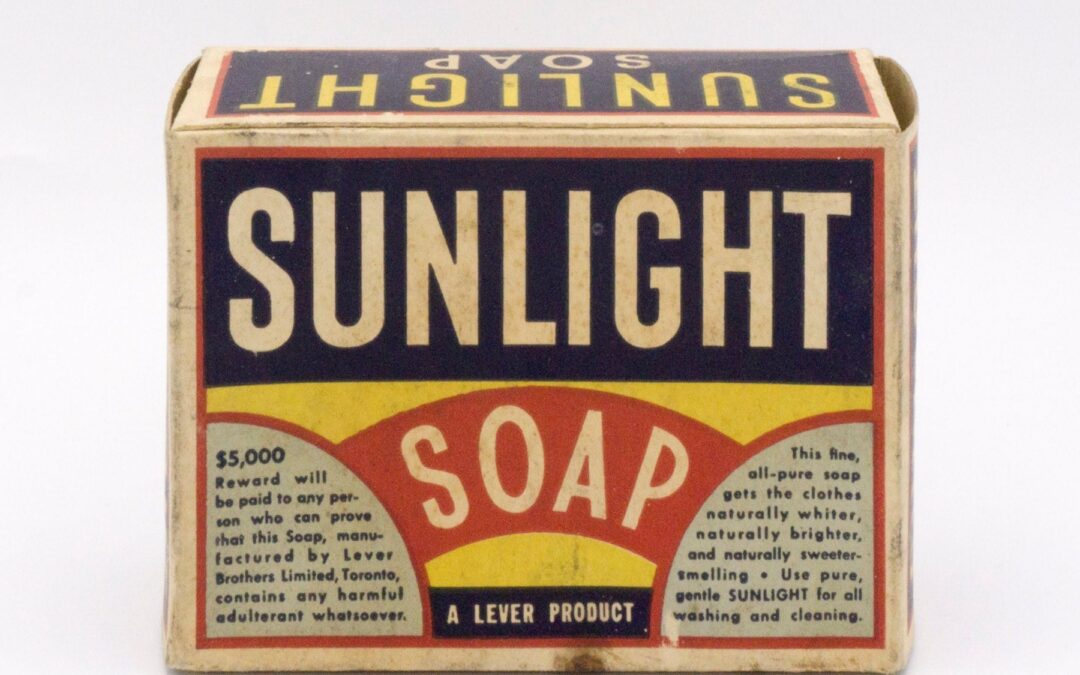 History of packaging: picture of old cardboard packaging